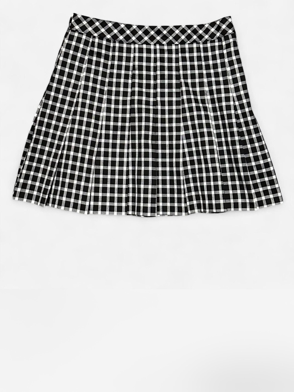 Divided Black & White Plaid Pleated Skirt